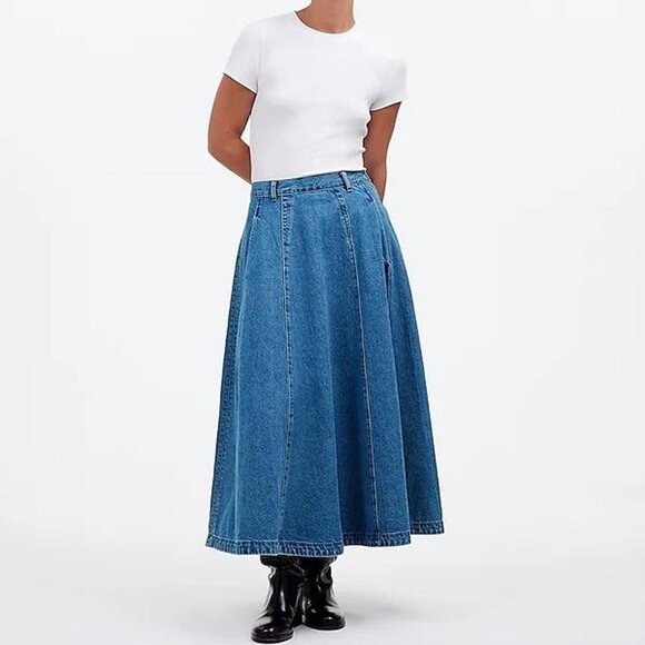 Madewell Denim Circle Midi Skirt in Java Wash (Size 24) - Picture 2 of 5